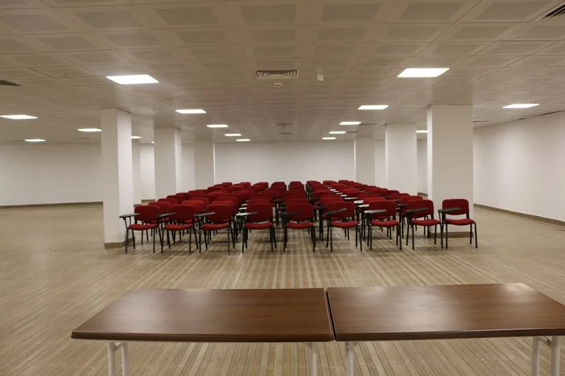 Kanuni Sultan Süleyman Öğrenci Yurdu — Etüt Salonu