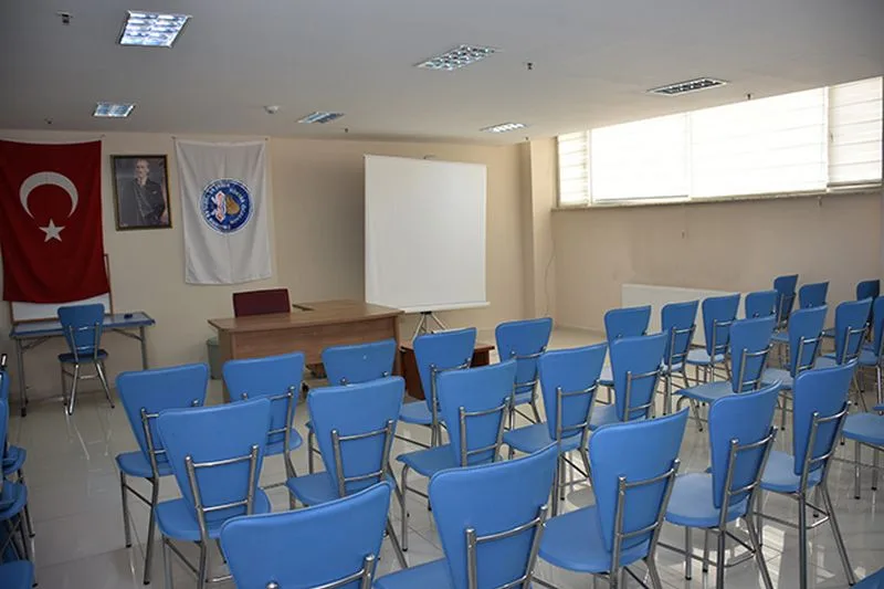 Esenyurt Erkek Öğrenci Yurdu — Etüt Salonu