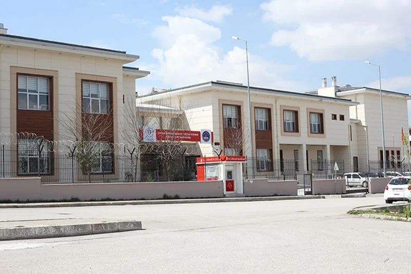 Gölbaşı Öğrenci Yurdu — fotoğraf