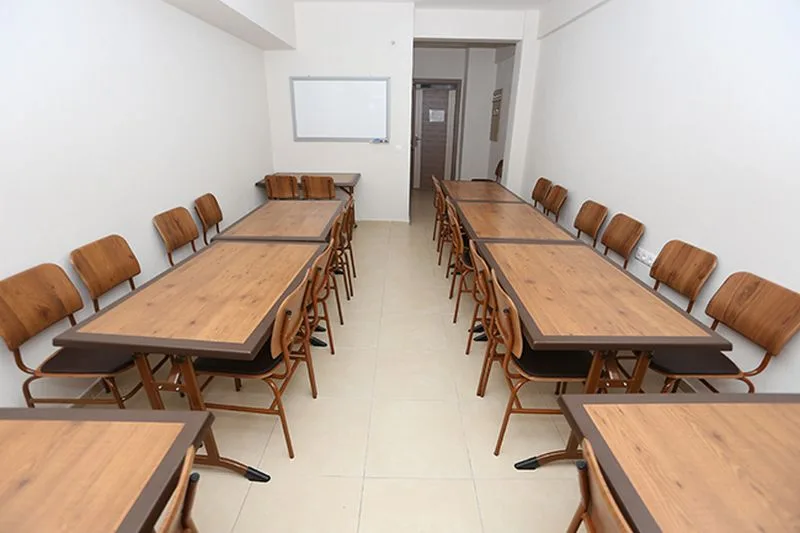 Cumhuriyet Öğrenci Yurdu — Etüt Salonu