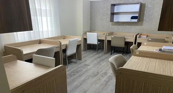 Pertevniyal Sultan Öğrenci Yurdu — Etüt Salonu