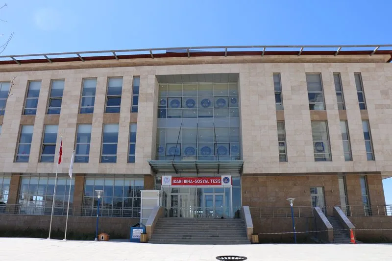 Kadı Burhaneddin Öğrenci Yurdu — fotoğraf