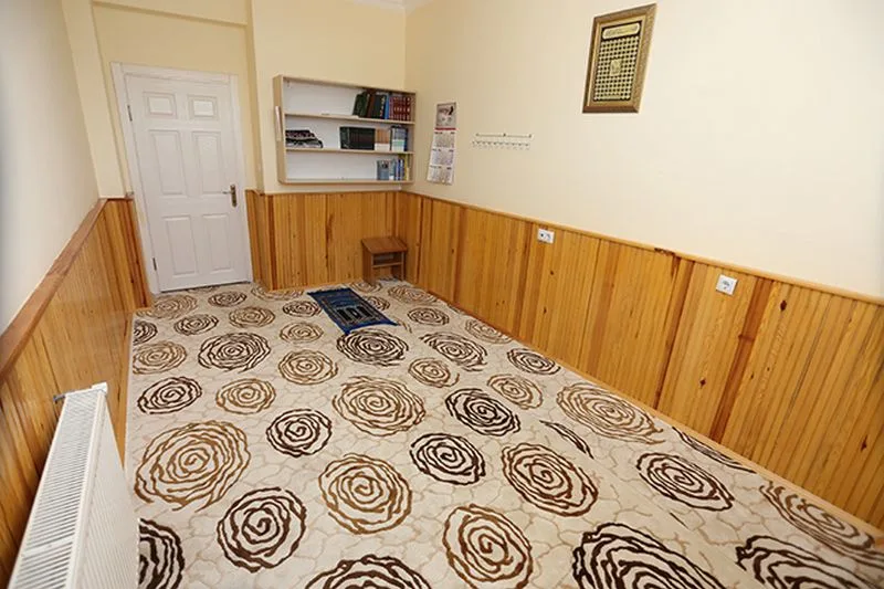 Bayat Öğrenci Yurdu — Oda