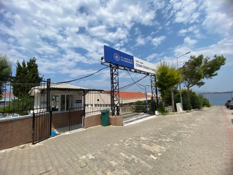 Çeşme Yurdu — Yurt Dış Görünüm