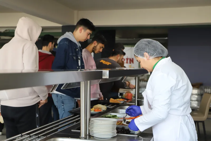 Karabağlar Öğrenci Yurdu — Yemekhane