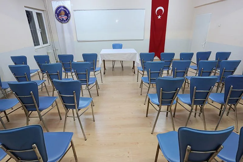 Merkez Efendi Öğrenci Yurdu — Etüt Salonu