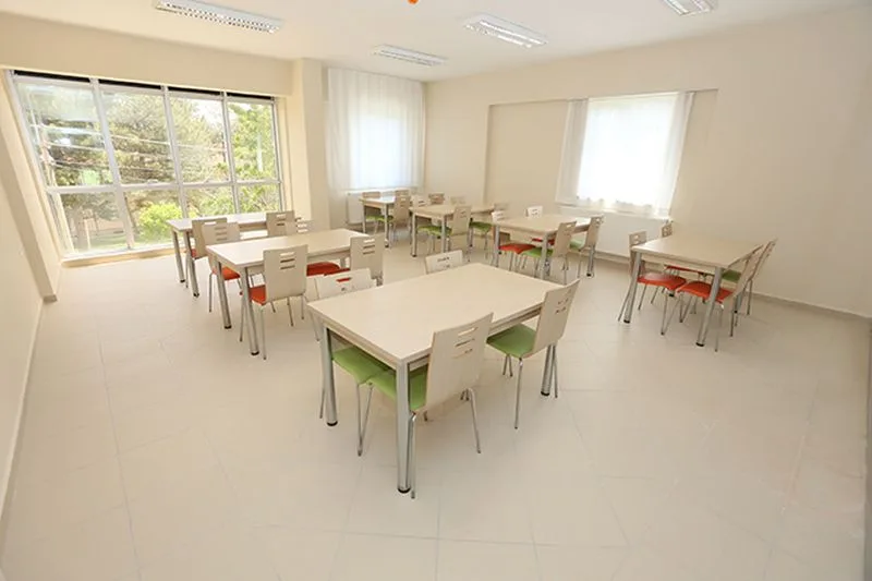 Seben İzzet Baysal Meslek Yüksekokulu (myo) Öğrenci Yurdu — Etüt Salonu