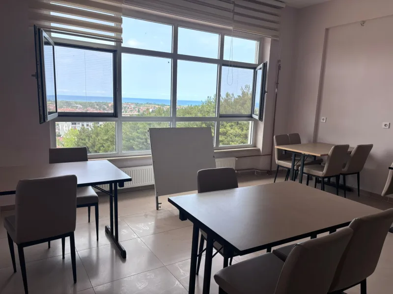 Alaçam Öğrenci Yurdu — Etüt Salonu