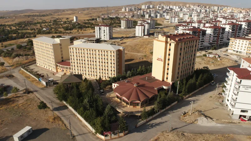 İzzetpaşa Öğrenci Yurdu — Yurt Dış Görünüm