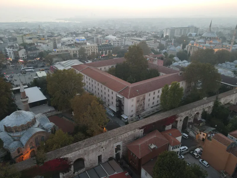 Vezneciler Yurdu — fotoğraf