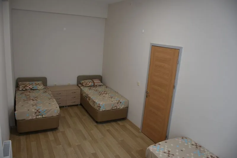 Ayvalık Öğrenci Yurdu — Oda