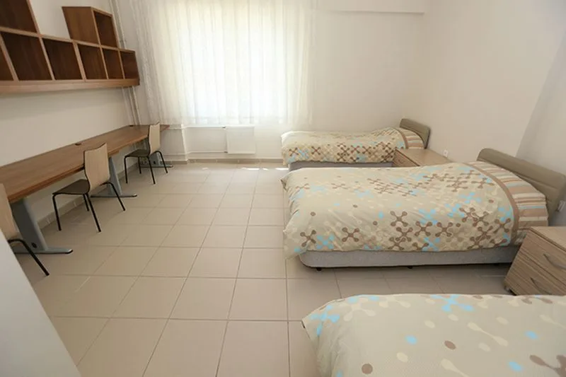 Yarbay Vecihibey Öğrenci Yurdu — Oda