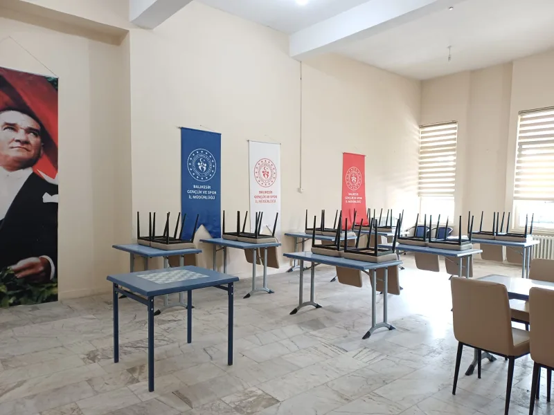 Dursunbey Öğrenci Yurdu — Etüt Salonu